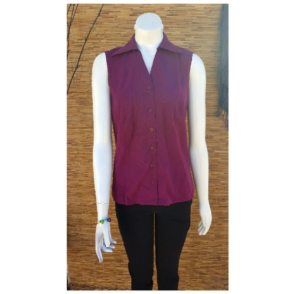 Cotton Purple Lavender Sleeveless Button Up Blouse - Picture 4 of 7